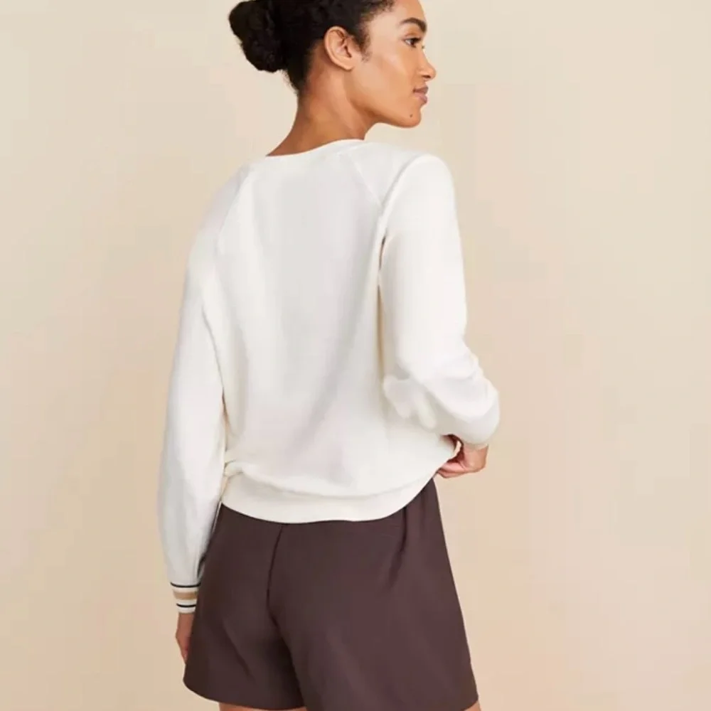 Lou & Grey Women’s Crewneck New York Beige Sweatshirt Size XS - Picture 2 of 12